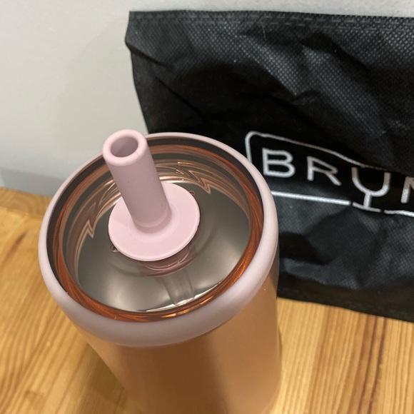 BrüMate Rare HTF Rose Gold Slim Straw Tumbler limited edition - Picture 2 of 3